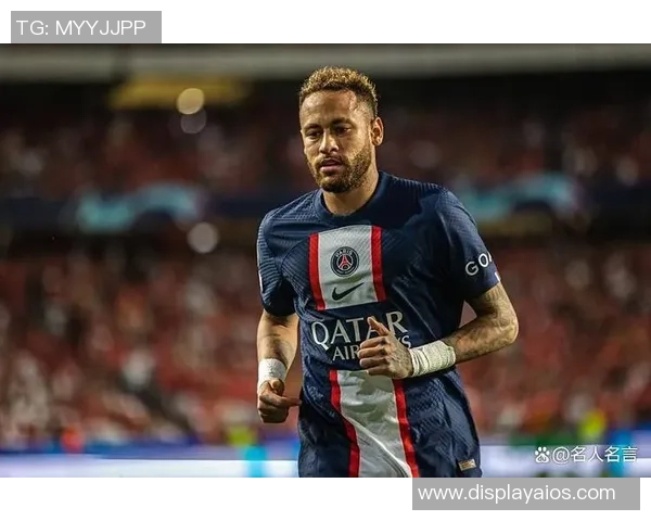 时尚足球明星短发造型精选图片展现个性魅力与运动风范